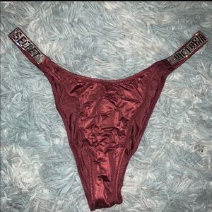 NWT VICTORIA’s SECRET BRAZILIAN FASHION SHOW THONG